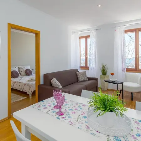Apartment San Giovanni - Sea View Rovinj Exterior photo